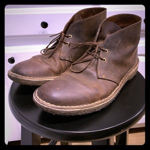 Clark’s Desert Boots 10